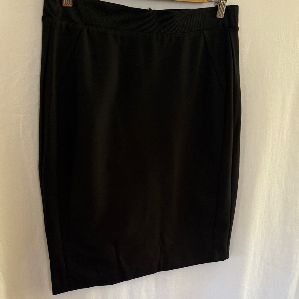 ecru Black Pencil Skirt - Sleek Work to Evening Staple